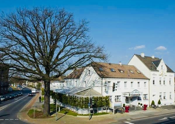 Hotel Friedenseiche Neukirchen-Vluyn Exteriér fotografie